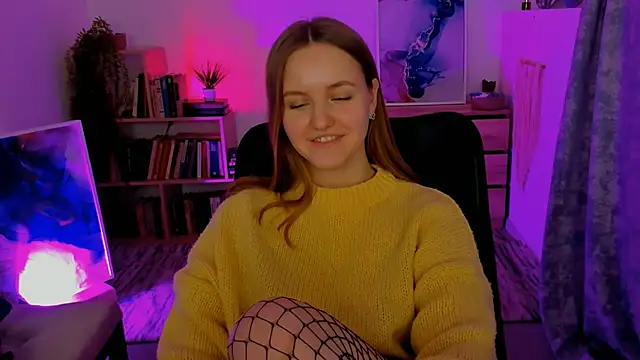 Snapshot of KellyPoter chatting on 12-28-24, 12:03 KellyPoter online show from 12-28-24, 12:03