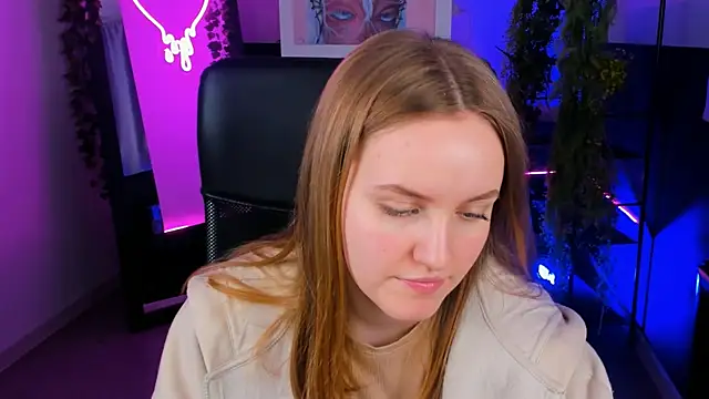 Snapshot of KellyPoter chatting on 01-26-25, 06:48 KellyPoter online show from 01-26-25, 06:48