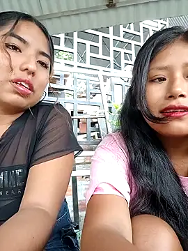 Snapshot of Karol-kamila19 chatting on 12-12-24, 12:44 Karol-kamila19 online show from 12-12-24, 12:44