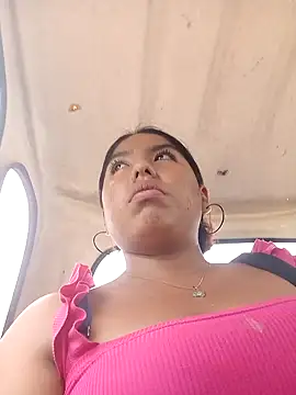 Snapshot of Karol-kamila19 chatting on 12-27-24, 03:59 Karol-kamila19 online show from 12-27-24, 03:59