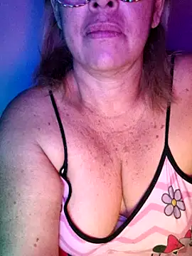 Snapshot of Kasandra_Ho chatting on 12-16-24, 07:48 Kasandra Ho online show from 12-16-24, 07:48