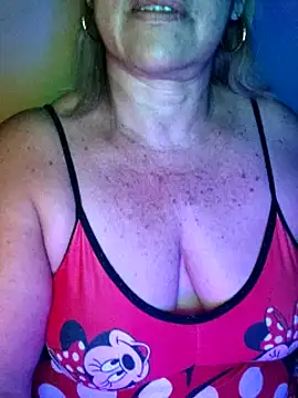Snapshot of Kasandra_Ho chatting on 12-19-24, 01:28 Kasandra Ho online show from 12-19-24, 01:28