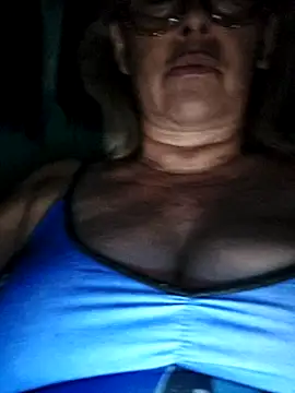 Snapshot of Kasandra_Ho chatting on 12-27-24, 01:32 Kasandra Ho online show from 12-27-24, 01:32