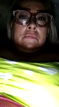Snapshot of Kasandra_Ho chatting on 02-01-25, 01:23 Kasandra Ho online show from 02-01-25, 01:23