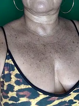 Kasandra Ho online show from 11-02-25, 04:20