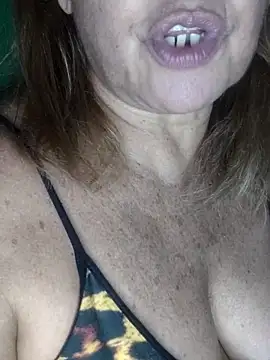 Kasandra Ho online show from 11-19-25, 02:22