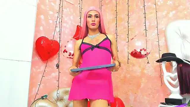 Snapshot of NahomiWhitel chatting on 02-15-25, 02:47 NahomiWhitel online show from 02-15-25, 02:47