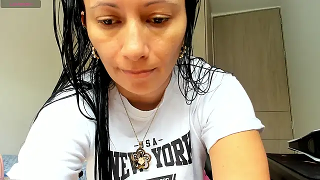 gracekelly12 online show from 11-23-25, 03:34