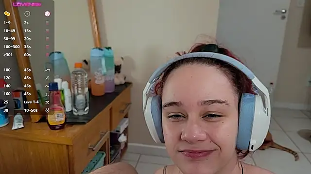 Snapshot of Angels_fuck chatting on 01-18-25, 12:46 Angels fuck online show from 01-18-25, 12:46