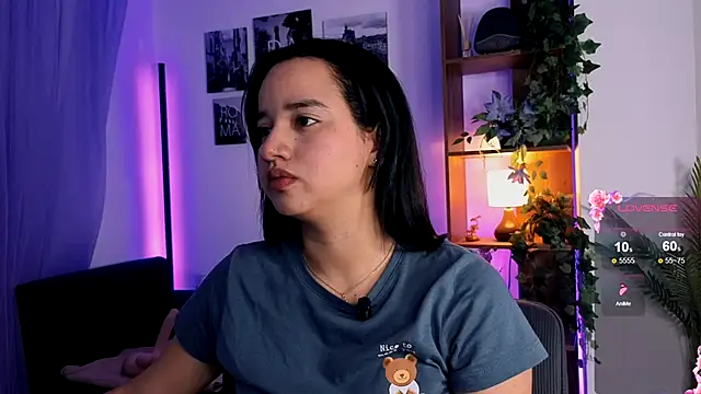 emilyrouxe online show from 09-12-25, 03:56