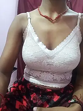 Snapshot of gulabo-Queen chatting on 09-28-25, 06:02 gulabo-Queen online show from 09-28-25, 06:02