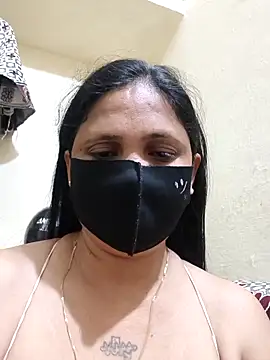 Snapshot of Neha8923 chatting on 05-19-26, 04:57 Neha8923 online show from 05-19-26, 04:57