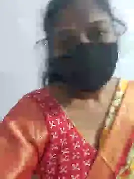 Snapshot of Ramya-Lovely chatting on 12-08-24, 08:20 Ramya-Lovely online show from 12-08-24, 08:20