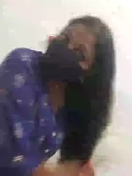 Snapshot of Ramya-Lovely chatting on 12-13-24, 06:21 Ramya-Lovely online show from 12-13-24, 06:21