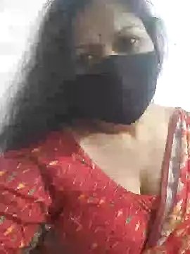 Snapshot of Ramya-Lovely chatting on 12-18-24, 07:47 Ramya-Lovely online show from 12-18-24, 07:47