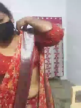 Snapshot of Ramya-Lovely chatting on 12-22-24, 03:44 Ramya-Lovely online show from 12-22-24, 03:44