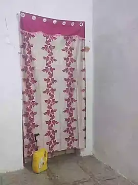 Snapshot of Ramya-Lovely chatting on 01-01-25, 07:21 Ramya-Lovely online show from 01-01-25, 07:21