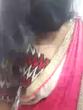 Snapshot of Ramya-Lovely chatting on 01-04-25, 04:32 Ramya-Lovely online show from 01-04-25, 04:32