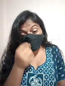 Snapshot of Ramya-Lovely chatting on 02-06-25, 04:58 Ramya-Lovely online show from 02-06-25, 04:58