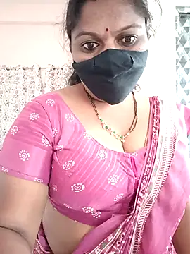 Snapshot of Ramya-Lovely chatting on 02-08-25, 05:18 Ramya-Lovely online show from 02-08-25, 05:18