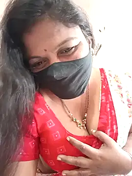 Snapshot of Ramya-Lovely chatting on 02-12-25, 08:59 Ramya-Lovely online show from 02-12-25, 08:59