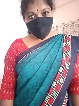 Snapshot of Ramya-Lovely chatting on 02-24-25, 10:37 Ramya-Lovely online show from 02-24-25, 10:37