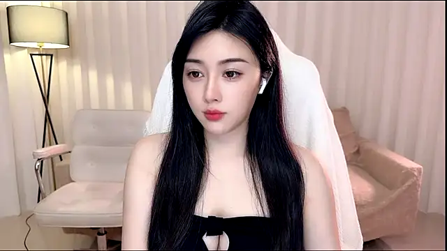 K-moumou online show from 04-02-26, 05:10