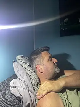 Snapshot of Haariglang chatting on 01-28-25, 07:32 Haariglang online show from 01-28-25, 07:32