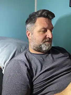 Snapshot of Haariglang chatting on 02-14-25, 02:23 Haariglang online show from 02-14-25, 02:23