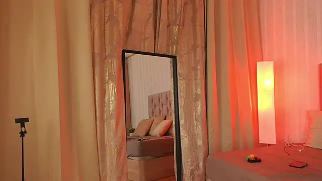 GabyRios online show from 12-14-25, 06:23