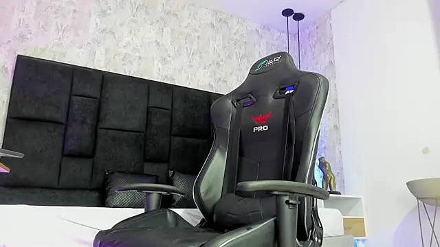 GabrielaBlake  online show from 03-17-25, 10:06