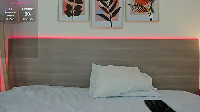 nataliiiiia online show from 02-14-25, 11:42