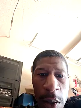 Snapshot of willywonka7793 chatting on 01-16-25, 06:16 willywonka7793 online show from 01-16-25, 06:16