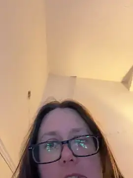 Foxy Evie40XO online show from 12-15-24, 11:53