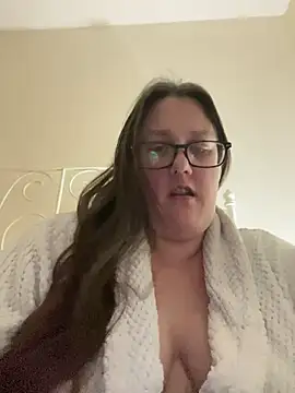 Foxy Evie40XO online show from 12-16-24, 05:33