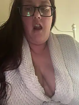 Foxy Evie40XO online show from 12-23-24, 06:58
