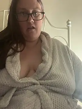 Foxy Evie40XO online show from 12-27-24, 05:05