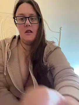 Foxy Evie40XO online show from 02-06-25, 10:37
