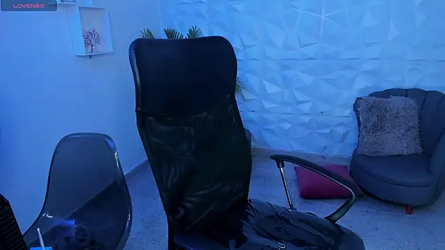 Danielacossio online show from 03-21-25, 07:11