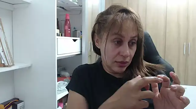 RoxanaLove9 online show from 01-16-25, 04:28