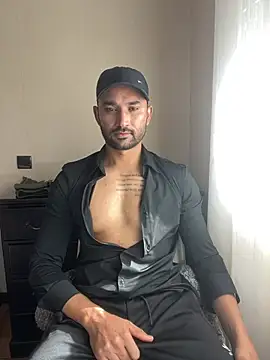 Snapshot of ali_babachapter2 chatting on 01-12-25, 01:05 ali babachapter2 online show from 01-12-25, 01:05