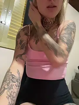 hotskinny1 online show from 12-11-24, 05:37