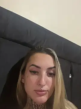 hotskinny1 online show from 02-27-25, 12:10