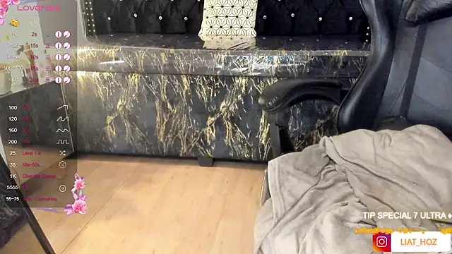 Snapshot of Sexy_adara_1b chatting on 12-01-24, 04:29 Sexy adara 1b online show from 12-01-24, 04:29