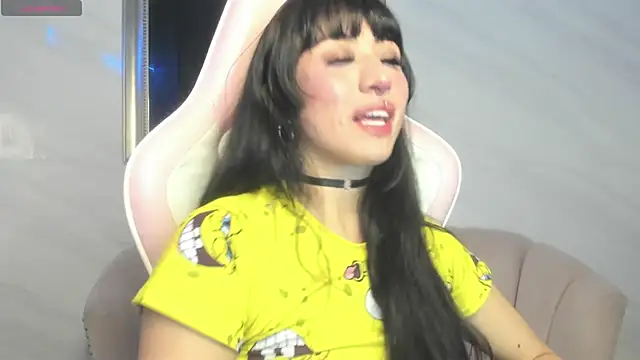 Snapshot of Sexy_adara_1b chatting on 12-13-24, 06:31 Sexy adara 1b online show from 12-13-24, 06:31