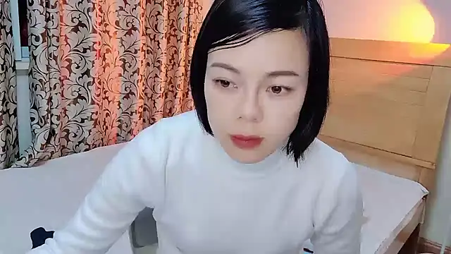 Linda-LL online show from 02-25-25, 01:06