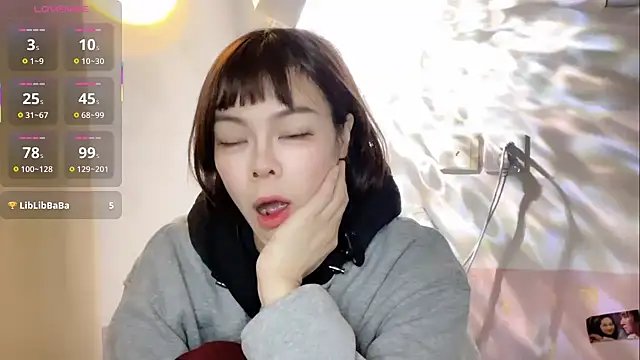 Linda-LL online show from 11-05-25, 09:09