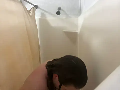 Snapshot of IvanaPlenty chatting on 01-31-25, 08:01 IvanaPlenty online show from 01-31-25, 08:01