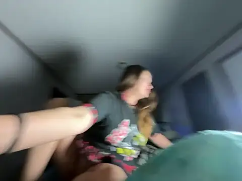 Snapshot of IvanaPlenty chatting on 12-05-25, 06:11 IvanaPlenty online show from 12-05-25, 06:11