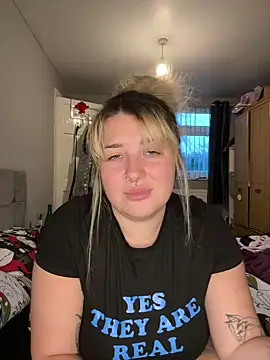 Curvy Rosie99 online show from 12-02-24, 03:47